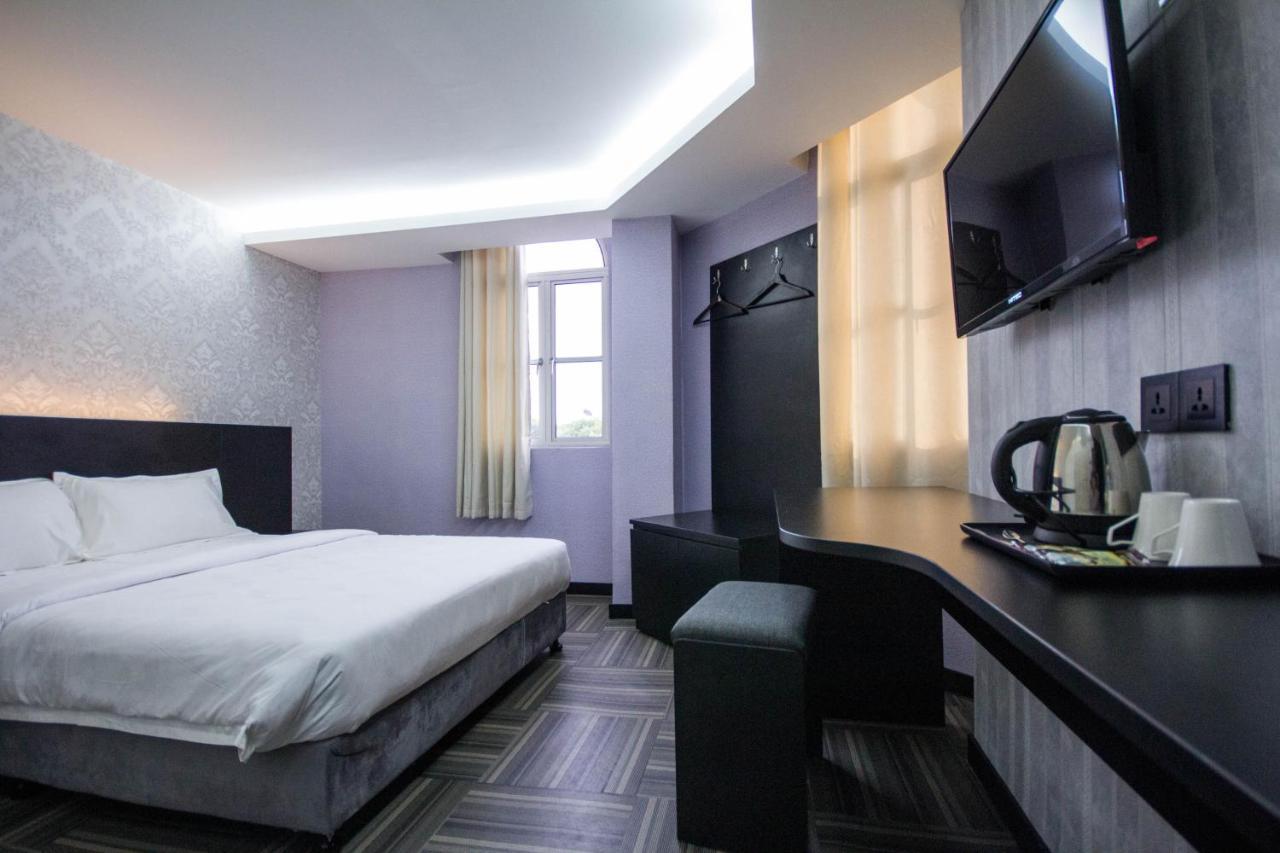 S Hotel Seberang Jaya Екстер'єр фото